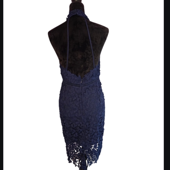 ✨️Bardot Navy Blue Lace Halter Midi Dress - Size 8 NWT - Picture 5 of 11